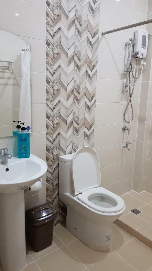Acrige Apartelle 2-4 Pax Queen @ Heart Of Bogo City Banban Exterior photo